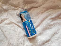 We have found comedogenic components, parabens, polyethylene glycol (peg), fungal acne feeding components. Hadalabo Shirojyun Ultimate Whitening Milk Review Fuji Astyani S Blog