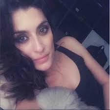 Nata nel 1982, ha un fisico da modella (178 cm x 65 kg). Elisa Isoardi Eta Altezza Carriera E Vita Privata