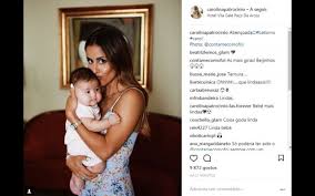 As imagens do batizado do filho mais novo de carolina patrocínio. Carolina Patrocinio Apresentadora Batiza A Filha Mais Nova E A Sobrinha Nova Gente