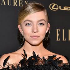 Sydney bernice sweeney (born september 12, 1997) is an american actress. Sydney Sweeney Popsugar Fashion