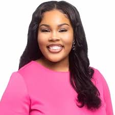 I am so EXCITED to announce that, after my graduation from Georgia State  University in May, I will be starting my career at Paramount (formerly  ViacomCBS) as a Sales Associate starting in