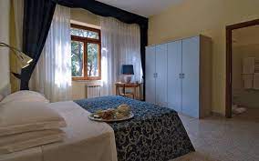 In alcuni periodi dell'anno si organizzano corsi di sub e scuola vela fiv. Soggiorno San Gaetano Bewertungen Fotos Preisvergleich Santa Severa Tripadvisor