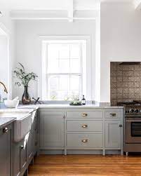 Farrow Ball On Instagram All We Want This Holiday Season Is A Big Bright Kitchen Space Pi Shaker Style Kitchens Kitchen Inspirations Kitchen Decor Modern