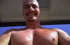 Looking for singles based in LA 👀