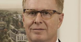 Mapmaking Pioneer: Sandy McNally '63 served as head of iconic business that  helped Americans hit the highways