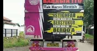 Kata Kata Lucu Di Bak Mobil Truk Cikimm Com Download 24 Tulisan Lucu Di Bak Truk Ini Dijamin Bikin Kamu Senyum Download Broadway Shows Highway Signs Signs