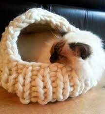 Diy knitting pattern chunky cable knit pouf 2012009: Cat Cave Knitting Revolution