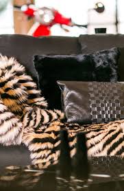 Fendi Casa Accessories From Holidayhousenyc 2014 Setttings Fendi Casa Decor Collection Glam Decor