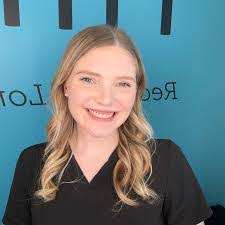 Michelle Midgley's Instagram, Twitter & Facebook