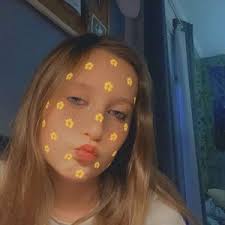 Brittney Comer (@brittneycomer19)