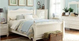 Yatak Odasinda Country Ruzgari Artik Evlerde Modern Tarz Degil De Country Tarz Akimi Basladi Cit Yatak Odasi Ic Tasarimi Yatak Odasi Ic Mekan Tasarim Oda