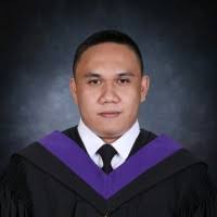 40+ "Chris Bong" profiles