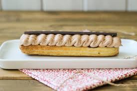 Chocolate Eclairs Kitchenlicious Recipe Chocolate Eclair Eclairs Favorite Desserts