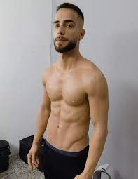 A sua filha não fez bullying, foi uma tentativa de homicídio, afirmou. Diogo Picarra Surpreende Ao Surgir Sem Tatuagens Holofote