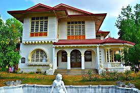 The aquino clan, as most of us know, is a political clan known for producing generations of politicians. Aquino Ancestral House Tarlac