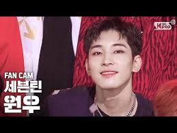 Debuted in 2015, wonwoo has attracted many fans with his handsome face and his deep voice. Seventeen S Wonwoo Goes Viral For Showing Off Abs In Hot Crop Top