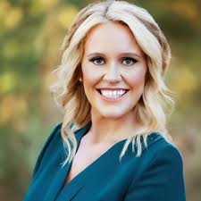 Lauren Ventrella (@VentrellaLaw)