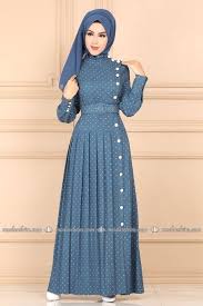Source By Umayrabibi Dresses Fashion Hijab Di 2020 Model Pakaian Muslim Model Pakaian Wanita Model Pakaian