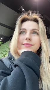 Brittany Duhon's Instagram, Twitter & Facebook