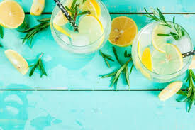 To make the compôte, put the blackberries, lemon juice and sugar in a saucepan. Vodka Lemon Cocktail La Ricetta Con Le Dosi Giuste Donnad