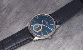 One of these is the master ultra thin moon enamel. Sihh 2019 First Live Pictures And Thoughts On The Jaeger Lecoultre Master Ultra Thin Moon 39 Guilloche Blue Enamel