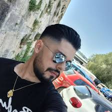 There 2 at uop trainers by 🤔🤔🤔🤔