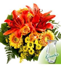 Blumenstrauss Von Orange Lilienblumen Und Von Gelben Sonnenblumen Geburtstag Blumen Blumen Blumenstrauss Blumen Online