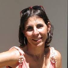 Diane Tindell's Instagram, Twitter & Facebook