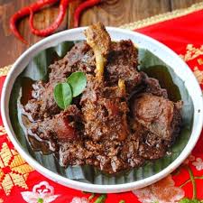 Rendang talua terbuat dari telur ayam yang dimasak bersama aneka bumbu, rendang telur ini memiliki tekstur renyah dan garing seperti kerupuk. Rendang Ayam 250 Gr Uni Lili Khas Minang Asli Padang Shopee Indonesia