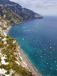 Prin urmare am stabilit ca o jumatate de zi ii va fi rezervata acestui minunat oras, aflat la aproximativ 70 de km de madrid. Amalfi Am Fost Acolo Impresii Cea Mai Frumosa Zona Din Italia Corina Costache