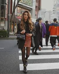 Negin Mirsalehi Street Style In A Brand Logo Black Leather Ankle Boots Out And About In Autumn Winter Black Casual Outfits Fashion Outfits Casual Fall Outfits