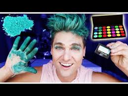Choose hair chalk or eye shadow for a temporary option. Dying My Hair Aqua W Girls Makeup Eye Shadow Youtube