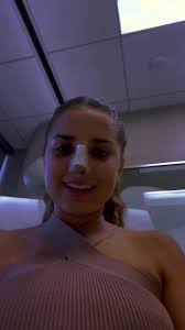 mia.fulton_ (@mia.fulton_)