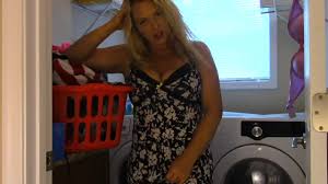 Belle-mère est excitée JOI