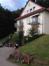 Located in pirna in the saxony region and baroque garden großsedlitz reachable within 6 km, ferienwohnung freudenberg provides accommodation with free. 3 Zimmer Wohnung Zu Vermieten Odenwaldring 105 97896 Freudenberg Main Tauber Kreis Mapio Net