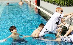 Résultats de recherche d'images pour « BTS drôle »