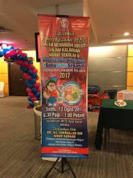 Jangan lupa, suku, suku, separuh! 12 Jenis Makanan Yang Tidak Boleh Dijual Di Kantin Sekolah Yang Anak Anda Makan Hari Ini
