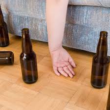 Most people hear the phrase binge drinking and they immediately flash to images of college kids on researchers see a spike in brain activity when heavy drinkers face tough economic decisions about alcohol that reveal conflict. 11 Facts About Alcohol Abuse Dosomething Org