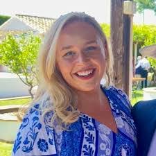 Anna Sturgeon's Instagram, Twitter & Facebook