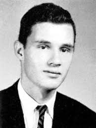 Victor Waldemar Hurst III '58
