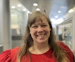 Mandi Simmons's Instagram, Twitter & Facebook