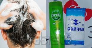 Bimbang jika rambut gugur tidak diatasi segera boleh menyebabkan rambut semakin menipis dan akhirnya botak. Elak Rambut Gugur Hanya Guna Campuran Syampu Dan Garam Memang Pelik Tapi Hasilnya Sangat Berkesan Hijabista