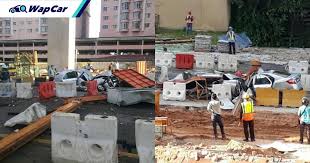 Construction related injuries and fatalities report. 3 Killed In Suke Construction Crane Collapse Along Alam Damai Wapcar