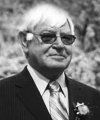 Dorothy Bremer's Instagram, Twitter & Facebook