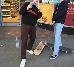 Mensfashiongrunge Skate Style Skateboard Skater Adopt skater fashions for the new trend. pinterest