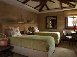 See more ideas about grasscloth wallpaper, grasscloth, wall coverings. Hawaii Red Grasscloth Wallpaper Bedroom Tropical With Bedroom 990x742 Wallpaper Teahub Io