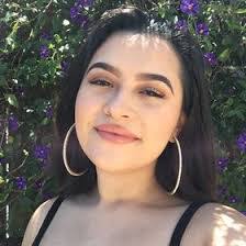 Jennifer Mena's Instagram, Twitter & Facebook