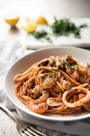 Couper la courge spaghetti en deux sur la longueur. Marinade Aux Spaghettis Aux Fruits De Mer Recette De Cuisine Facile