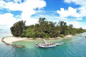 Pulau pari berada di wilayah kepulauan seribu, jakarta. 7 Islands To Visit At Kepulauan Seribu Indoindians Com