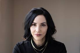 Lindsey Dougherty's Instagram, Twitter & Facebook